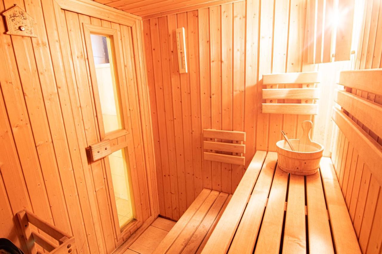 Turisticka Chata Chopok Demänovská Dolina Exterior foto